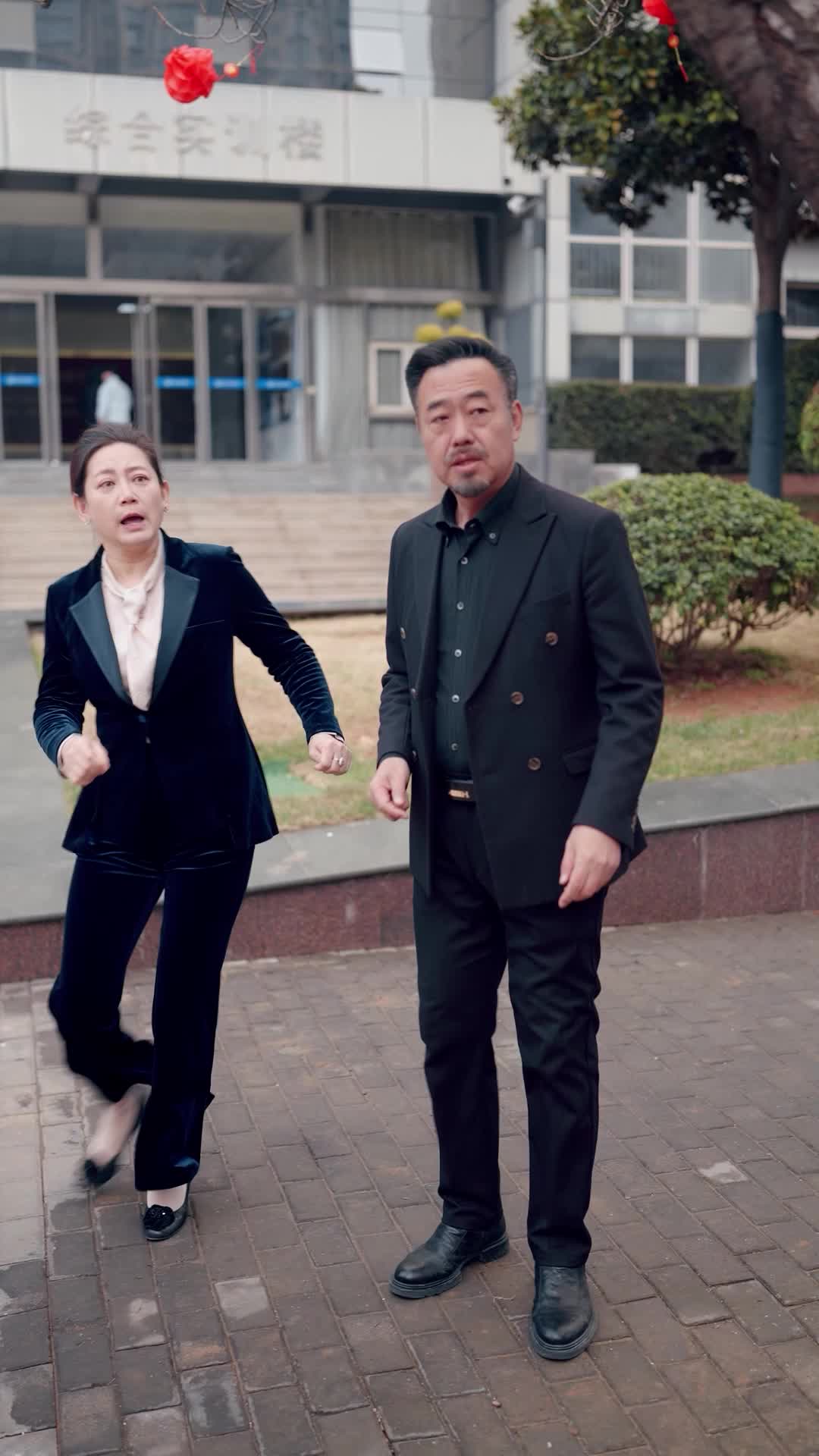 56. Bölüm - Yıldızlar Altında İhanet